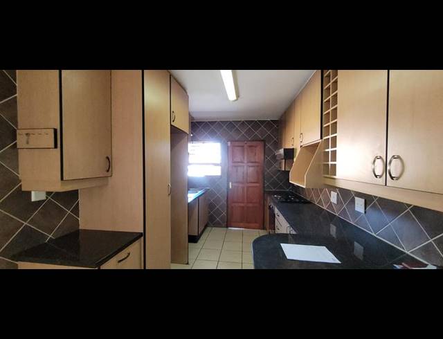 2 BEDROOM TOWNHOUSE FOR SALE IN ALBERTON NORTH
